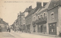 35 Argentré Du Plessis La Place De L'eglise Trace De Colle Au Verso - Autres & Non Classés