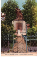 SIN-LE-NOBLE: Le Monument Aux Morts - Sin Le Noble