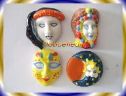 Masque De Venise De Prime 2009  ...Lot De 4 Feves... Ref AFF : 101-2009...( Pan 0012) - Personen