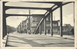 Menin   Rue De Lille Avec Pont - Menen