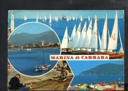 Q1559 CARTOLINA DELLA MARINA DI MASSA - MULTIPLA CON PESCATORI E BARCHE A VELA - VIAGGIATA 1971 - Carrara