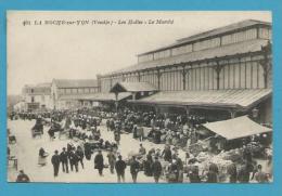 CPA 461 - Métier Marchands Ambulants Marché Les Halles LA ROCHE SUR YON 85 - La Roche Sur Yon