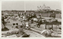 GB MORECAMBE / Children's House, Central Rockery / GLOSSY CARD - Southport