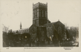 GB NORTHAMPTON / Saint Giles Church / GLOSSY CARD - Northamptonshire