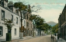 GB NORTH BERWICK / Quality Street / GLOSSY COLORED CARD - East Lothian