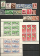 Nouvelle-Zélande, Années 1950's, Trois Feuillets + 15 Timbre Neufs **.  Côte 55,00 € - Neufs