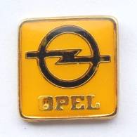 Pin's OPEL - Logo Sur Fond Jaune - Zamac - F446 - Opel