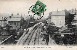 CARTE POSTALE ORIGINALE ANCIENNE : LISIEUX ; LE GRAND JARDIN ; LA GARE ; ANIMEE ; CALVADOS (14) - Gares - Sans Trains