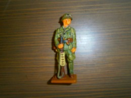 SOLDAT DE PLOMB - Small Figures