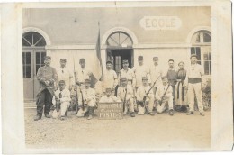 SAINT REMY (71) Carte Photo Garde Voies De Communications Guerre 1914-18  Façade De L'école - Andere & Zonder Classificatie