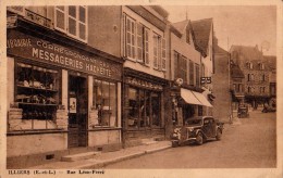 ILLIERS [ ILLIERS-COMBRAY ] - RUE LÉON-FERRÉ : DEVANTURE : LIBRAIRIE MESSAGERIES HACHETTE / TAILLEUR ~ 1945 (u-334) - Illiers-Combray