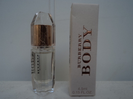 BURBERRY"" BODY"" MINI EDP 4,5 ML  LIRE !!! - Miniatures Femmes (avec Boite)