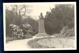 Husum, Theodor Storm's Denkmal Im Stadtpark / Postcard Not Circulated - Husum