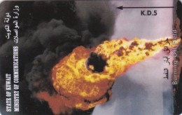 Kuwait, 36KWTL, Burning Oil Field, 2 Scans. - Koweït