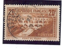 FRANCE - 13 PLAQUETTES DE TIMBRES OBLITÉRÉS  EPOQUE  MODERNE ET SEMI-MODERNE DONT PONT DU GARD TYPE IIB TTB - Vrac (max 999 Timbres)