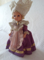 VINTAGE MEGA RARE ANTIQUE GERMANY DOLL 1940 BEAUTIFUL DRESS - GOLD - Puppen