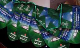 RARE UNIQUE LABEL SING Flags Advertising Original Brand New Heineken Champions League In 2008 - Uithangborden