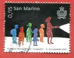 SAN MARINO USATO - 2015 - Giornata Mondiale Degli Insegnanti - Sagome Di Alunni E Insegnante - € 0,95 - S. 2480 - Usados