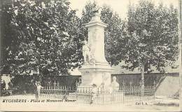 - Depts Div.-ref- GG349 - Bouches Du Rhone - Eyguieres - Place Et Monument Monier - Monuments - Carte Bon Etat - - Eyguieres