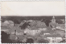 Montendre-les-Pins. La Ville Vue Du Chateau. - Montendre