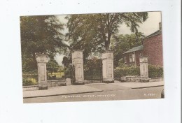 OSWESTRY 8836 MEMORIAL GATES - Shropshire