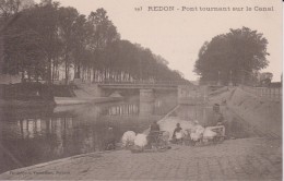 35 ILLE ET VILAINE REDON  "  Lavoir Et  Lavandières Devant Pont Tournant " Vassellier N° 293 Rechercher - Redon