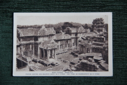 ANGKOR VAT - Ruines, Porche Central Des Galeries Ouest Du 2ème étage - Kambodscha