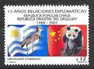 URUGUAY Sc#1994 MNH STAMP Panda Bear Bird China Flags - Ours