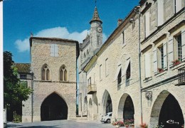 Delcampe - 47---MONFLANQUIN----la Place De La Mairie---voir 2 Scans - Monflanquin