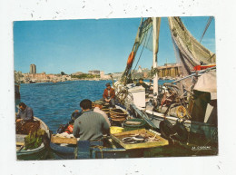 Cp , Bateaux , Pêche , 13 , MARSEILLE , Le Vieux Port , Retour De Pêche , Voyagée , Ed : La Cigogne N° 13.055.153 - Visvangst