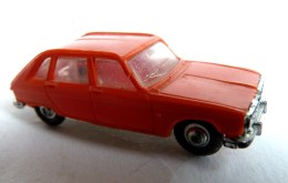 VOITURE - AUTOMOBILE - RENAULT 16 Orange - Micro NOREV 1/86 - Schaal 1:87