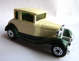 VOITURE - AUTOMOBILE -  MATCHBOX FORD MODELE A Vert Et Crème - 1979 - Matchbox