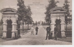 CPA Amersfoort - Hoofdpoort Infanterie Kazerne (avec Animation) - Amersfoort