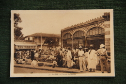 Delcampe - DAKAR - Un Coin Du  Marché - Senegal