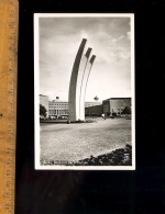 BERLIN Tempelhof / Denkmal Der Luftbrücke Eduard Ludwig 1951 - Tempelhof