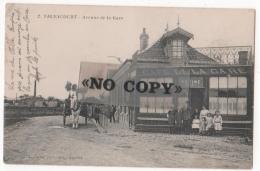 VIGNACOURT - ( Somme ) -  Avenue De La Gare  - Café De La Gare - Vignacourt