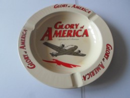 TRES JOLI CENDRIER GLORY OF AMERICA   *****    A   SAISIR   ****** - Metall