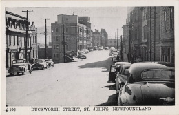 Terre Neuve Newfoundland St John´s Duckworth Street American Cars  Photo C.W. Hawley - St. John's