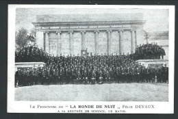 CPA - ETTERBEEK - Personnel De "La Ronde De Nuit" Felix Devaux à Sa Rentrée De Service Le Matin - Ch. De Wavre   // - Etterbeek