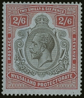 1921 - 1933 Geo V 2s 6d Black And Carmine On Pale Red Variety "broken Crown And Scroll", SG 110b, Very Fine Mint.... - Nyasaland (1907-1953)