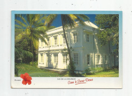 Cp , Ile De LA REUNION , Villa MAS à SAINT DENIS , Rue De Paris , Voyagée , Ed : Gelabert - Saint Denis