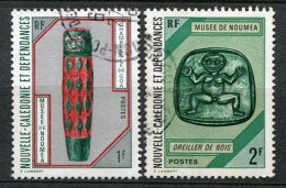 NOUVELLE-CALEDONIE -  Yv. N° 381,382   (o)   1f , 2f  Musée   Cote  1,65 Euro BE - Usati