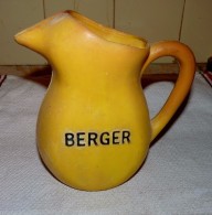 VINTAGE ANCIEN PICHET BERGER EN PLASTIQUE JAUNE MADE IN FRANCE - Karaffen