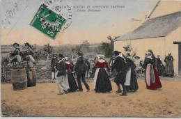 CPA Coutumes Moeurs Et Costumes Bretons Circulé CMCB 369 - Bretagne