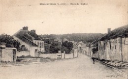 MORAINVILLIERS PLACE DE L'EGLISE - Morainvilliers