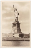 New York City, Statue Of Liberty C1940s Vintage Real Photo Postcard - Vrijheidsbeeld