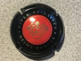 CAPSULE CHAMPAGNE / PIPER HEIDSIECK / 3 - Piper Heidsieck