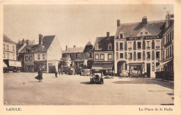 61-LAIGLE - LA PLACE DE LA HALLE - L'Aigle