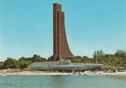 Laboe - Marine Ehrenmal Mit U 995 - Laboe