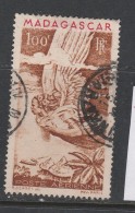 MADAGASCAR PA N° 64 100F BRUN JAUNE ET ROUGE OBL - Airmail